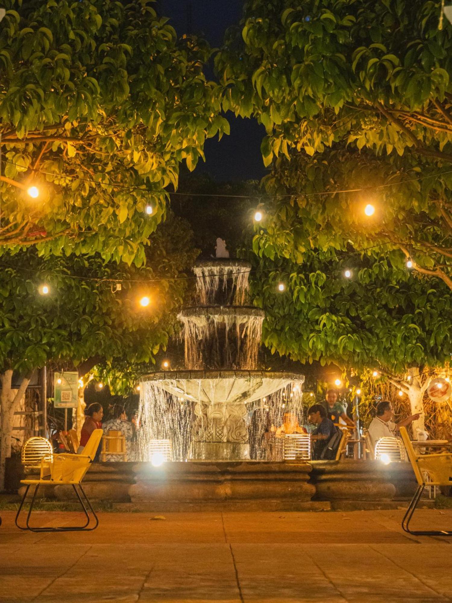 La Casa De Mamapan Hotel Colonial Ahuachapán Kültér fotó