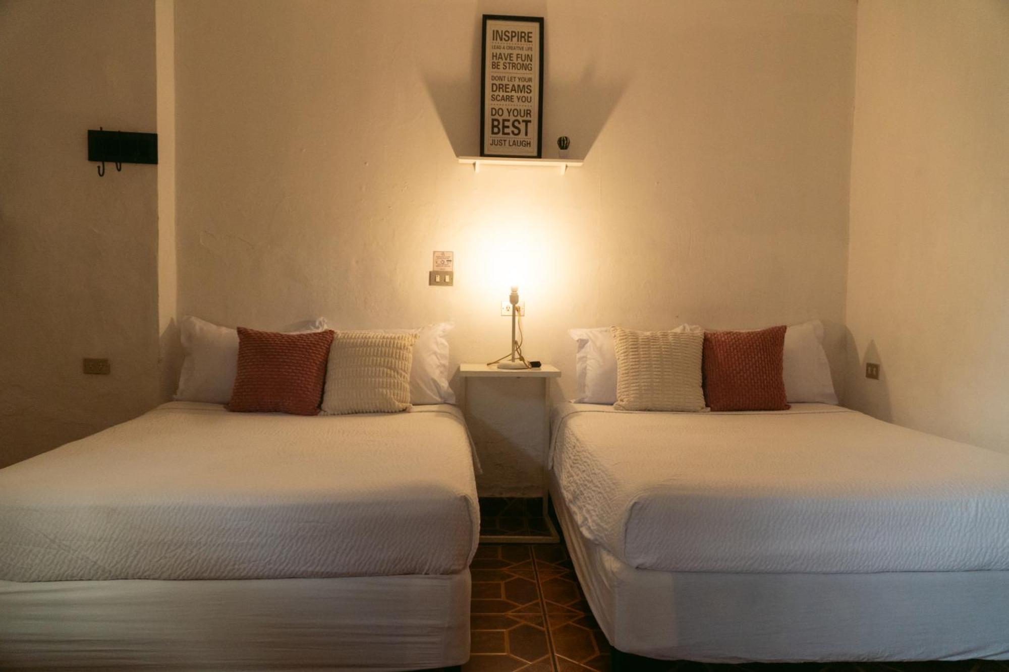 La Casa De Mamapan Hotel Colonial Ahuachapán Kültér fotó